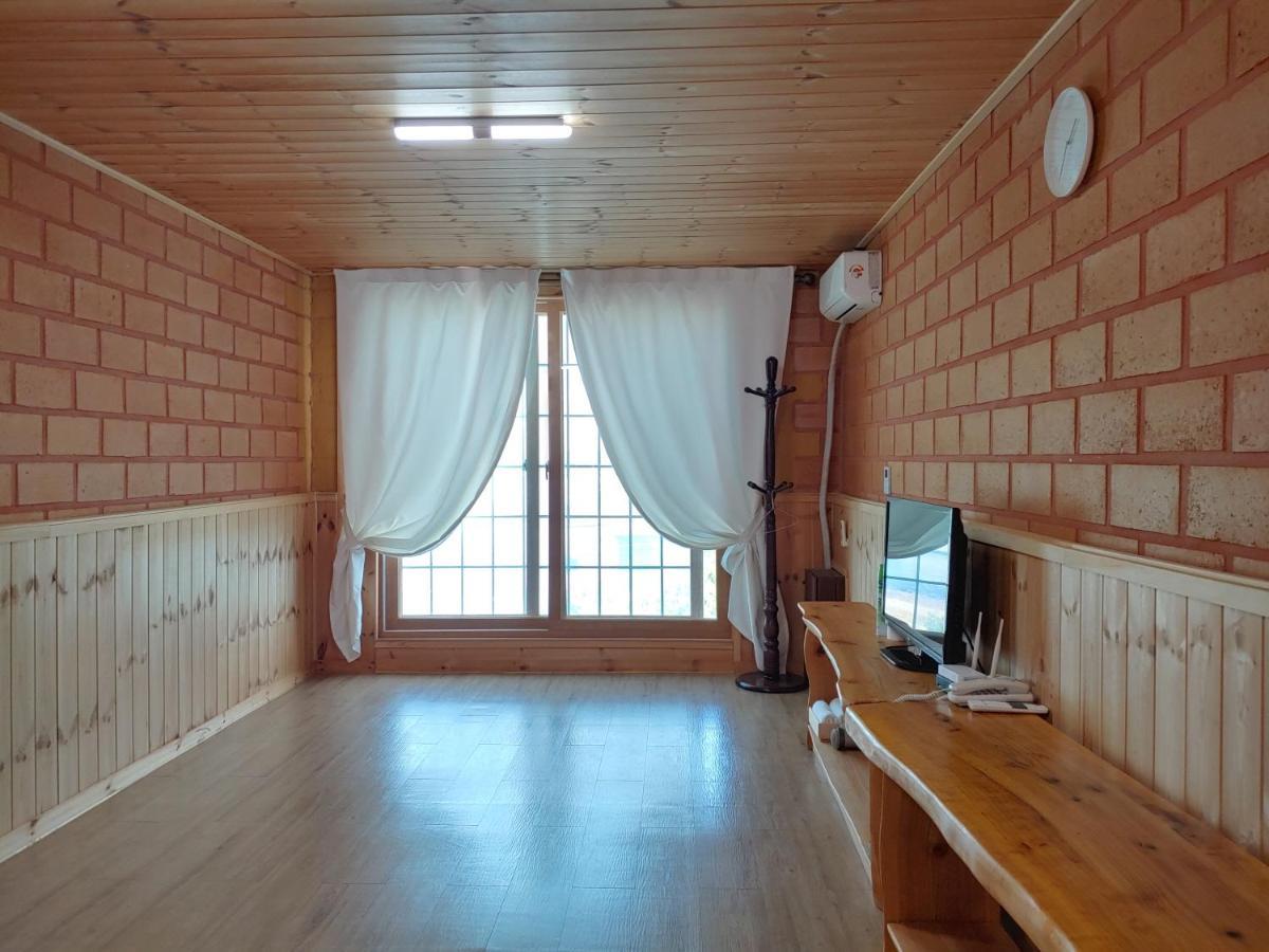 Jeju Hanibaram Pension Luaran gambar